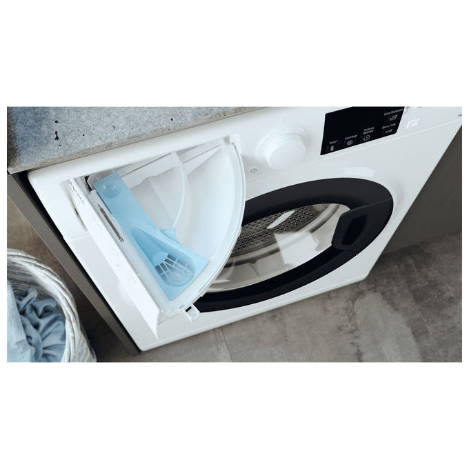 Hotpoint RSSG R527 B IT Lavatrice Caricamento Frontale Slim Classe energetica B Capacita' di carico 7Kg Centrifuga 1200 Giri