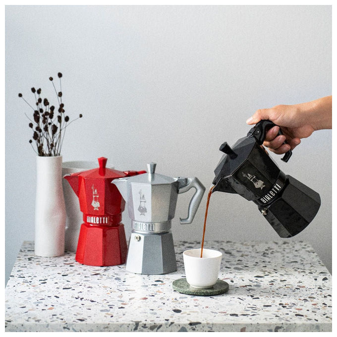Bialetti 8006363040471 Moka Exclusive Caffettiera 3 tazze in alluminio con guarnizione in silicone colore Nero