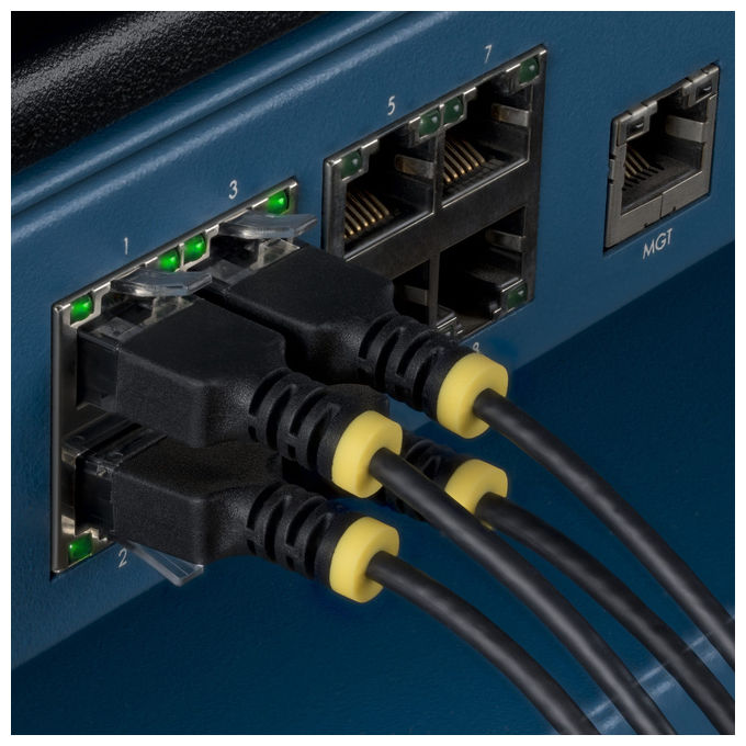 StarTech.com N6APATUTP34BKS4M Cavo Ethernet Cat6a Ultra Slim 4 m 10000 Mbit-s UTP Rame Puro 34AWG colore Nero