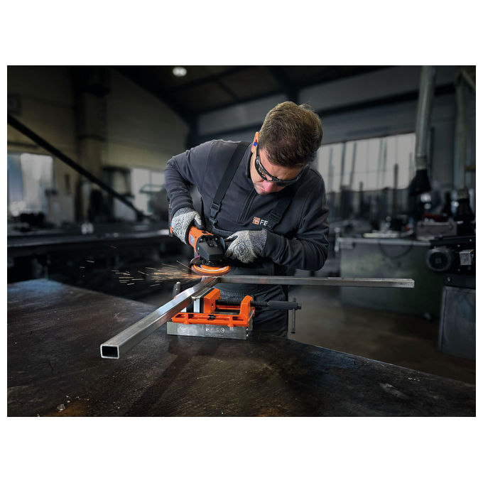 Fein CCG18-115-12 AS N00 Akku-Winkelschleifer Diametro disco 115 mm Sistema batteria AMPShare Bosch Professional ProCORE 18V Velocita' 2500 8500 min⁻¹ Peso 2 2 Kg colore Blu