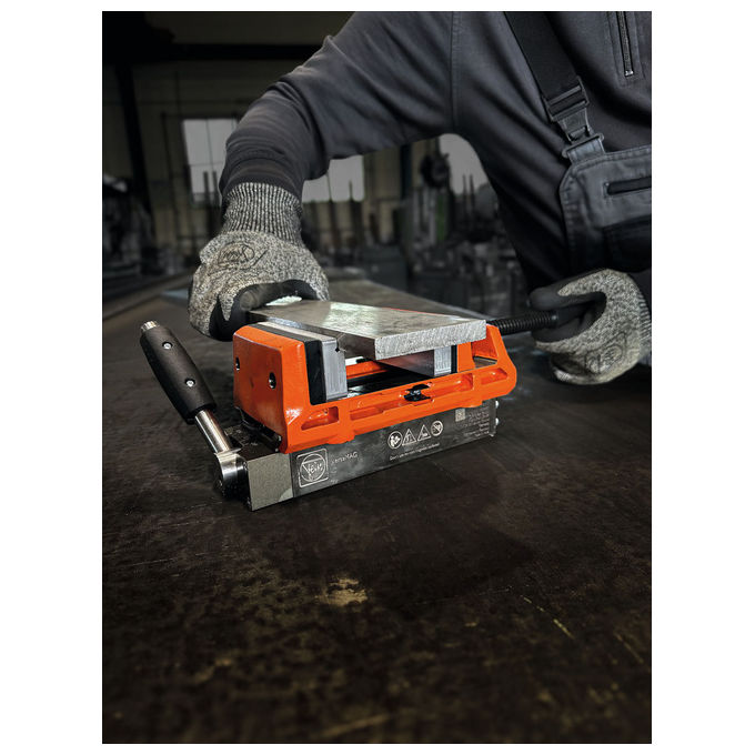 Fein CCG18-115-12 AS N00 Akku-Winkelschleifer Diametro disco 115 mm Sistema batteria AMPShare Bosch Professional ProCORE 18V Velocita' 2500 8500 min⁻¹ Peso 2 2 Kg colore Blu