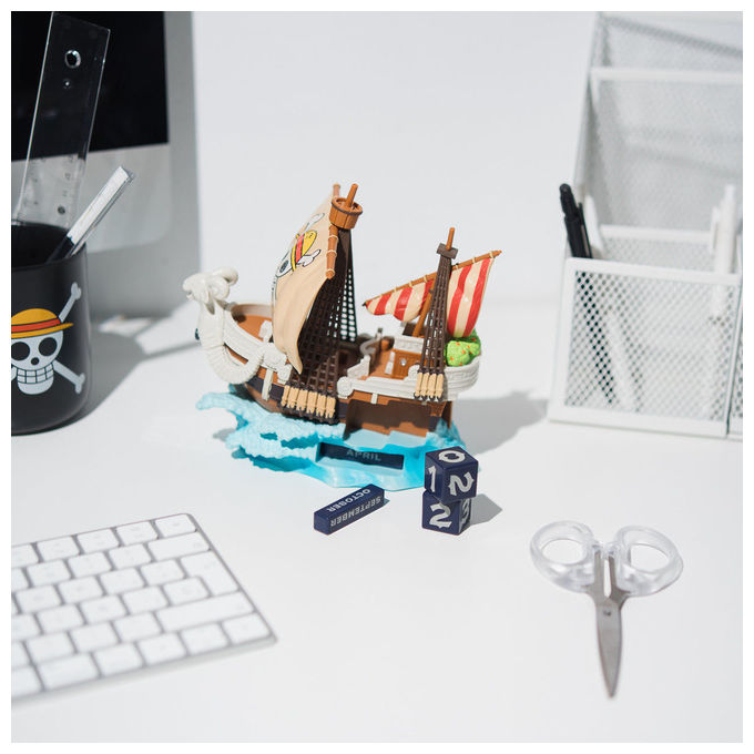 Grupo Erik One Piece Calendario Perpetuo 3D Going Merry Manga Anime Resina
