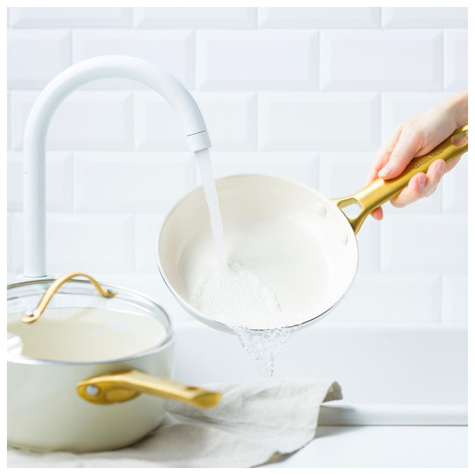 GreenPan CW-CC008494-001 Padova Set di Padelle 20+26 cm Rivestimento Ceramico Antiaderente con Diamanti Manici Ergonomici Base Spessa per Distribuzione Uniforme del Calore colore Crema con Manici Dorati