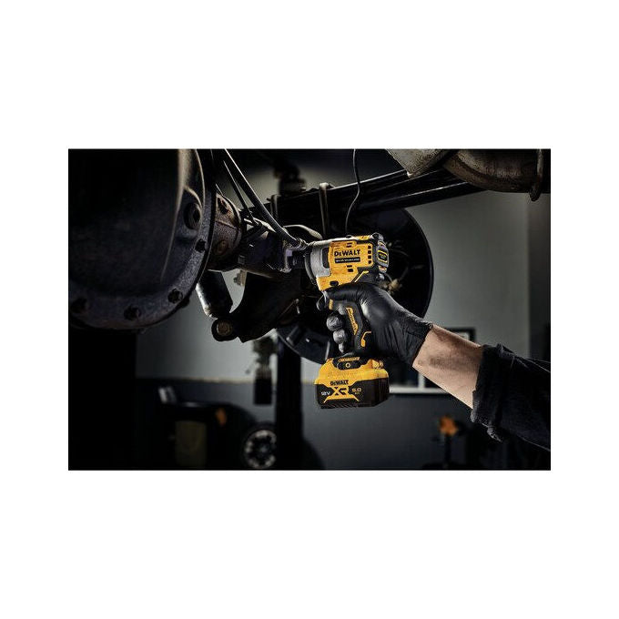 DeWALT DCF901P2-QW Avvitatore a Impatto 1-2'' 340 Nm 12 V 2 Batterie 5 Ah colore Nero Giallo