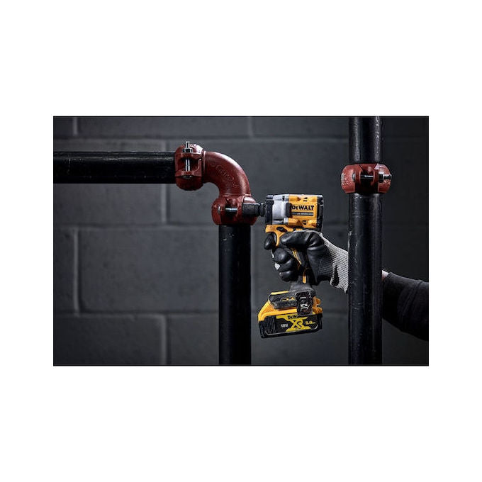DeWALT DCF922P2T-QW Avvitatore ad Impulsi 1-2'' 18V Brushless 2500 Giri-min 610 Nm 2x5Ah colore Nero Giallo