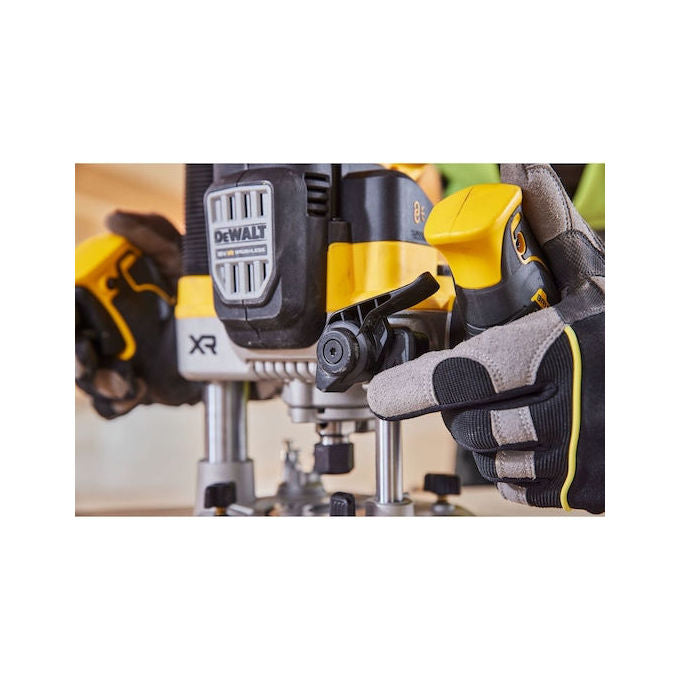 DeWALT DCW620NT-XJ Fresatrice Ad Affondamento Motore Brushless 11000-23000 rpm Attacco 8 mm 12.7 mm colore Nero Giallo
