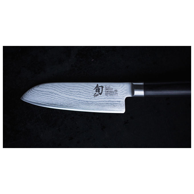 Kai DM-0718 Shun Classic Coltello Santoku Lama 18 cm Acciaio Damasco Manico Legno di Pakka colore Nero