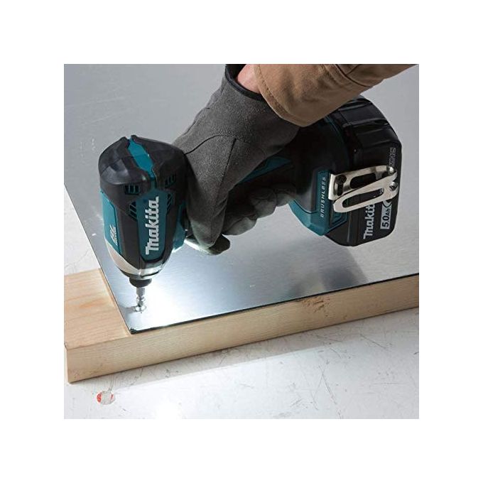 Makita DTD153Z Avvitatore a Massa Battente 18V Verde