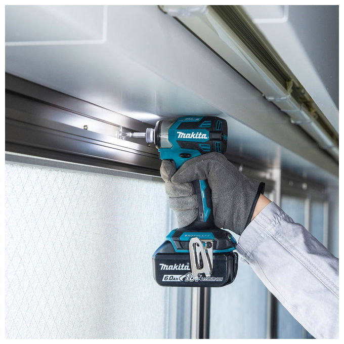 Makita DTD173RTJ Cacciavite elettrico e avvitatore a impulso 3600 Giri-min 18 V 5 Ah Batteria al Litio 2 pezzi inclusi colore Nero Blu