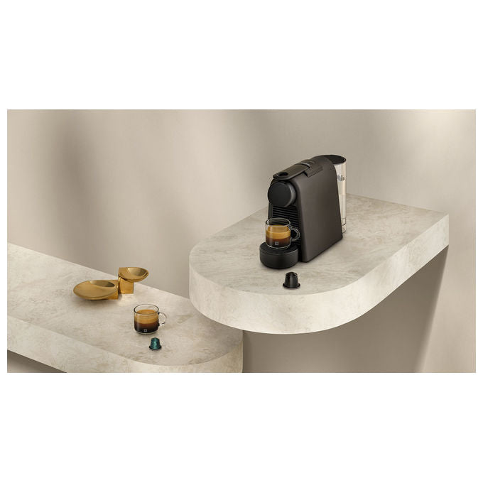 De'Longhi EN85.BKMT Essenza Mini Macchina da caffe' a Capsule Nespresso 0.6 L 19 bar 1310 W colore Nero Opaco