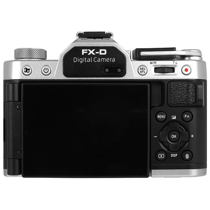 Yashica FX-D 100, Fotocamera Digitale con Simulazione Pellicola