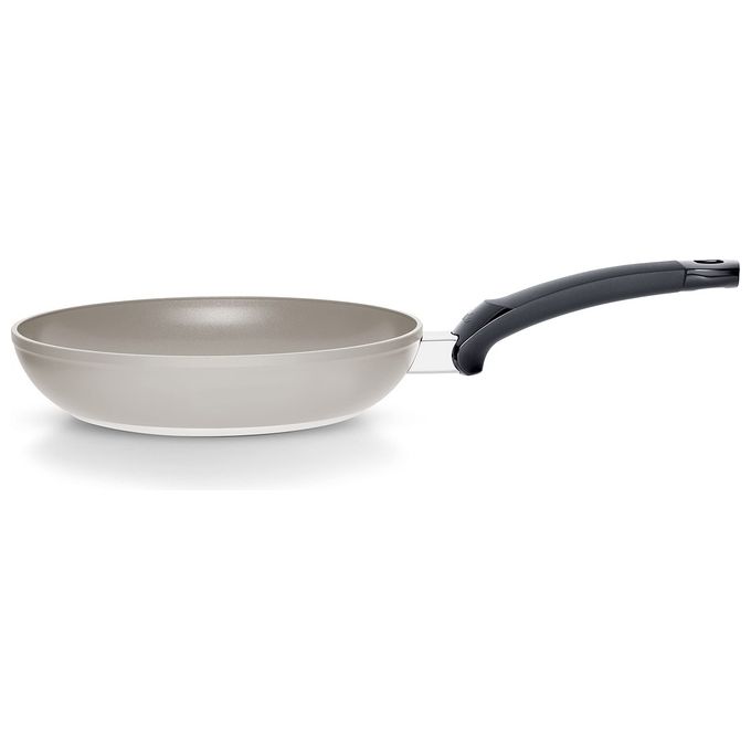 Fissler 157-220-24-100-0 Ceratal Classic Padella Universale Rivestimento in Ceramica Antiaderente Senza PFAS PTFE Compatibile Induzione colore Beige