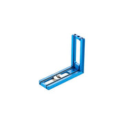 Novoflex QPL SLIM VERT. II Squadra QPL Slim Staffa a L universale sottile con pin di sicurezza e gommini anti-rotazione colore Blu