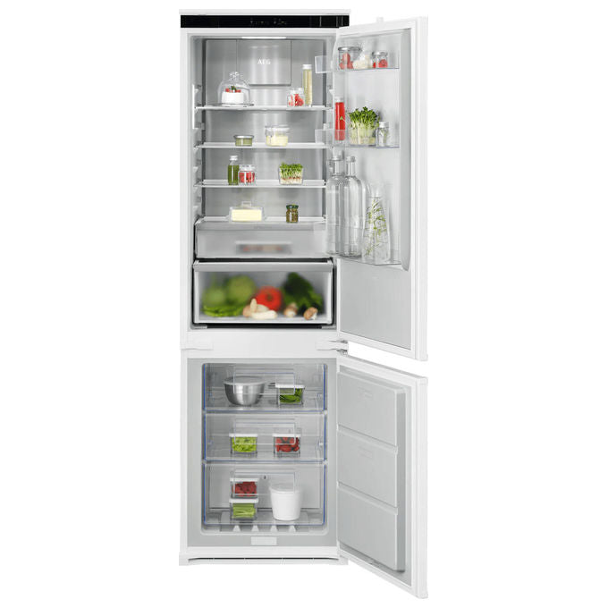 AEG TC7MS181DS Frigocongelatore ad incasso 249 L 177 cm Classe D 34 dB TwinTech No Frost (54 6x54 9x177 2 cm) colore Inox