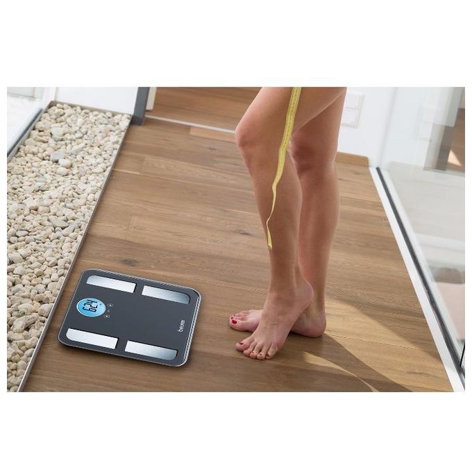 Beurer BF 195 Bilancia pesapersone digitale portata 180 kg precisione 100 g display LCD retroilluminato blu funzioni: analisi corporea (massa grassa acqua muscoli ossa) memoria 10 utenti