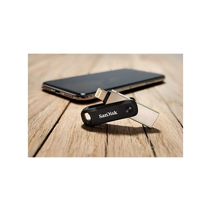 SanDisk SDIX60N-064G-GN6NN iXpand Go Chiavetta USB 64 GB USB Type-A Lightning 3.2 Gen 2 per iPhone iPad colore Nero Argento