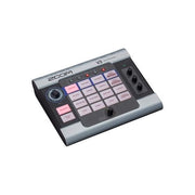 Zoom V3 Processore Multieffetto per Voce 16 Effetti Armonizzatore Phantom Power 48V Interfaccia USB 2.0 colore Silver e Black