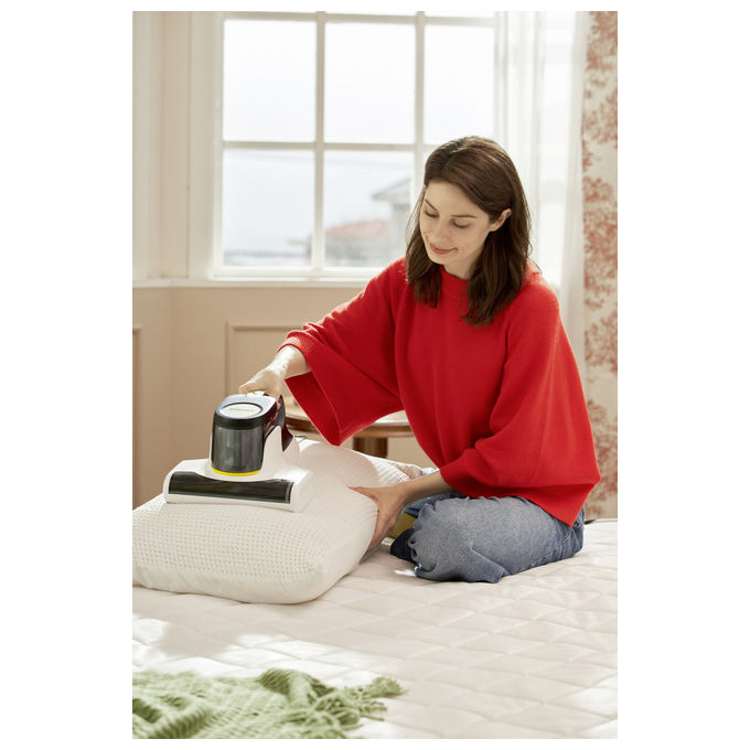 Kärcher 1.198-412.0 VCH 4 UVClean Aspirapolvere per Acari senza sacco luce UV-C 0,4 L 500 W 80 dB colore Bianco e Nero